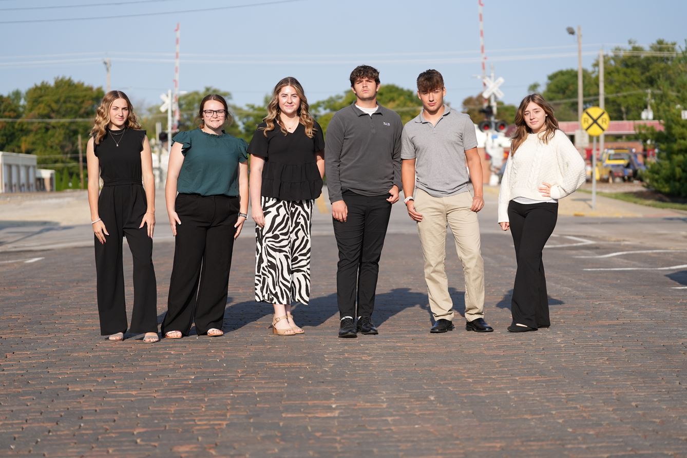 Illini Prairie CEO Class Photo